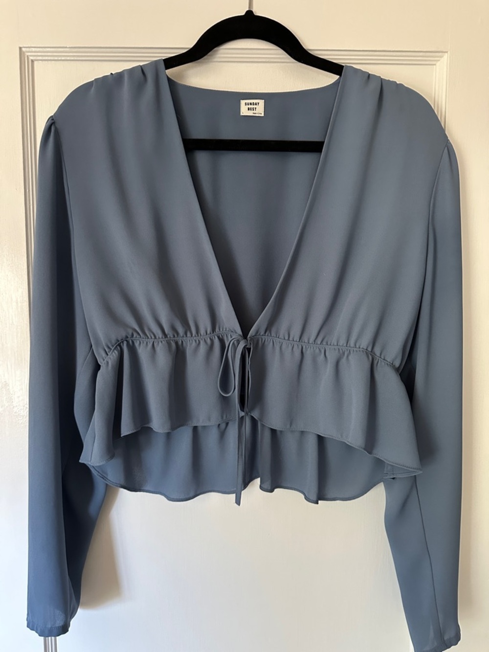 Aritzia Sunday Best long sleeve blouse in midnight blue, size large